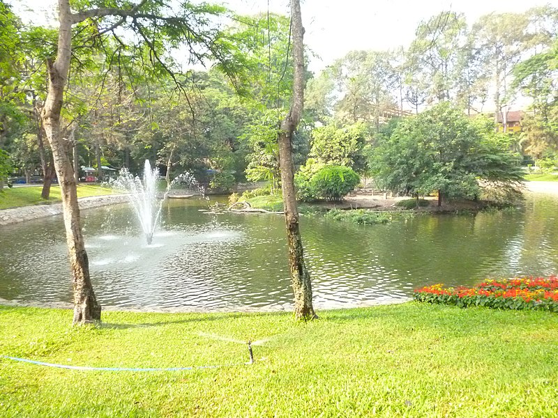 khung cảnh đẹp tại Thảo Cầm Viên Sài Gòn